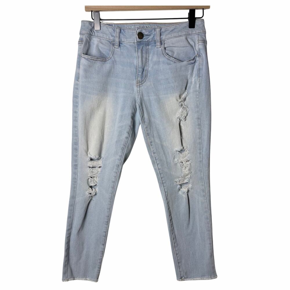 American Eagle Jegging Crop Light Wash Distressed Women's size 4 Regular